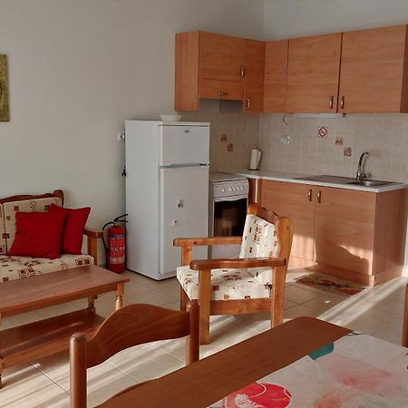Giannos Apartments Agia Efimia エクステリア 写真