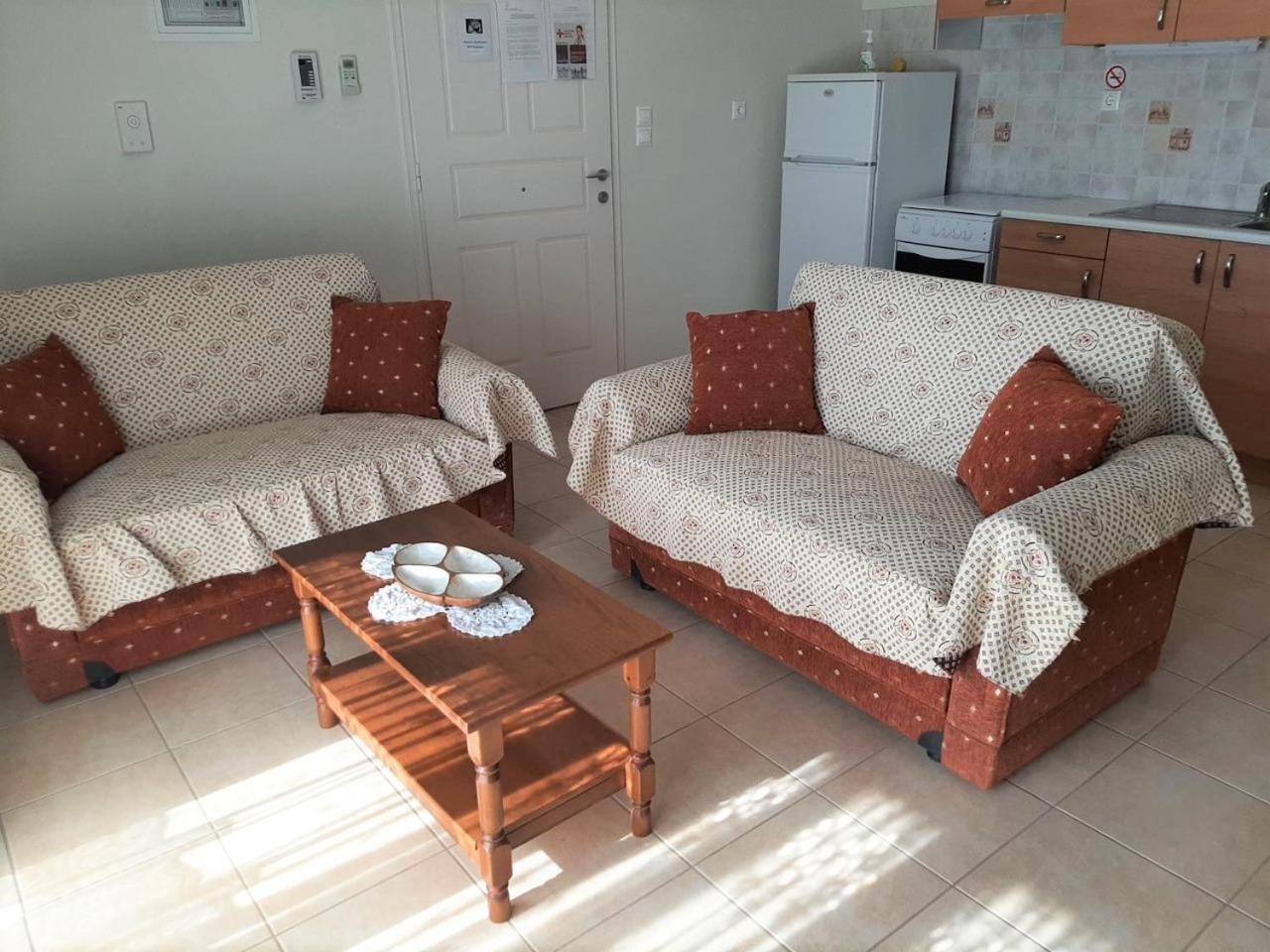 Giannos Apartments Agia Efimia エクステリア 写真