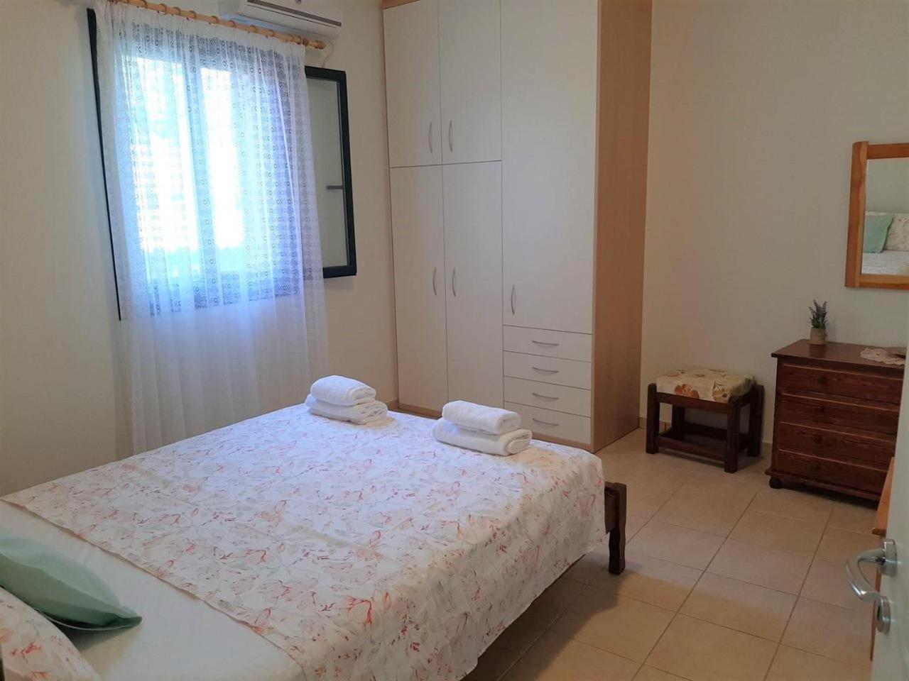 Giannos Apartments Agia Efimia エクステリア 写真