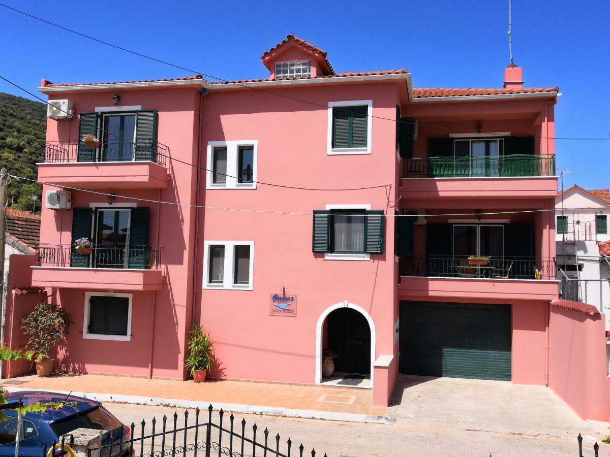 Giannos Apartments Agia Efimia エクステリア 写真