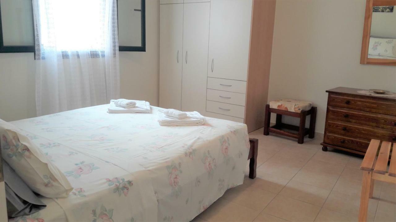 Giannos Apartments Agia Efimia エクステリア 写真