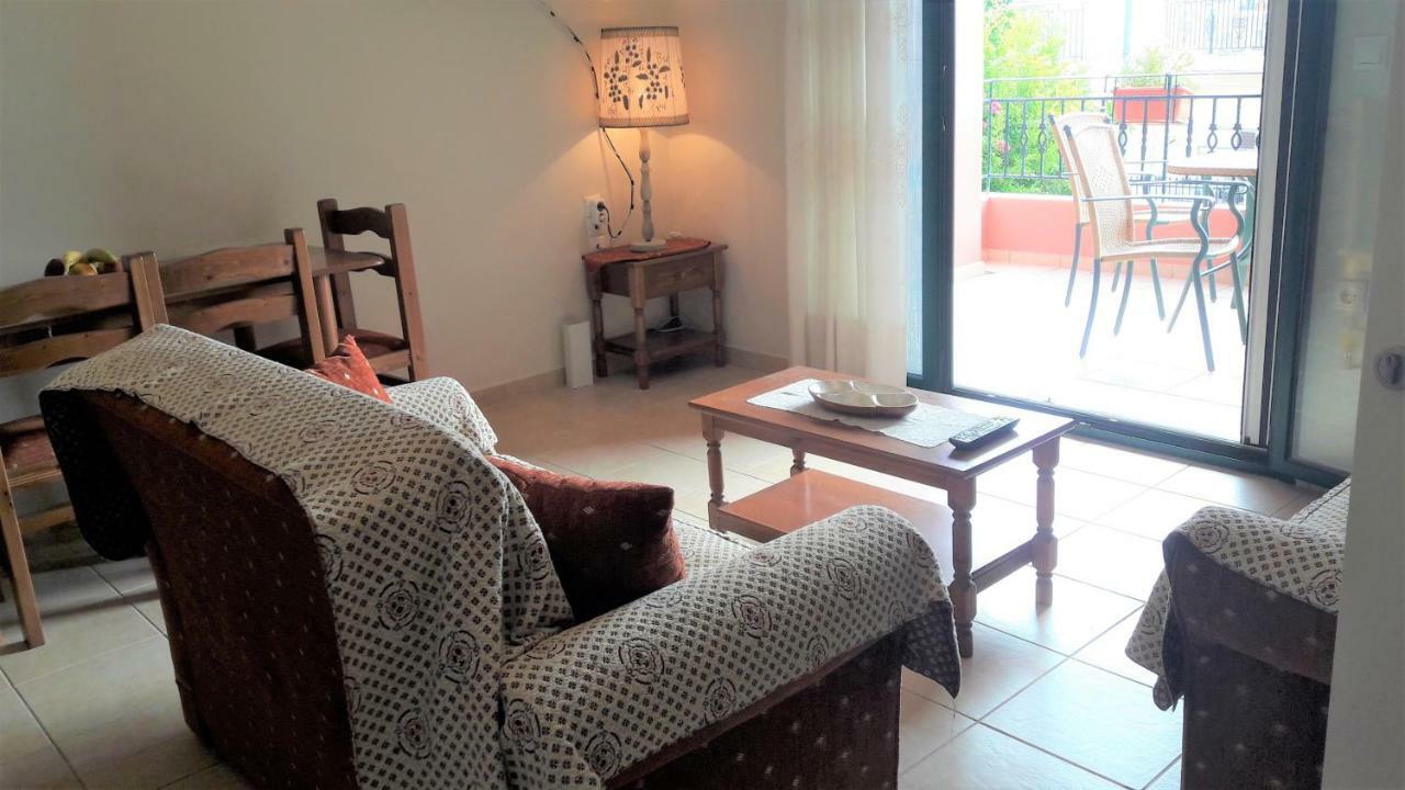 Giannos Apartments Agia Efimia エクステリア 写真
